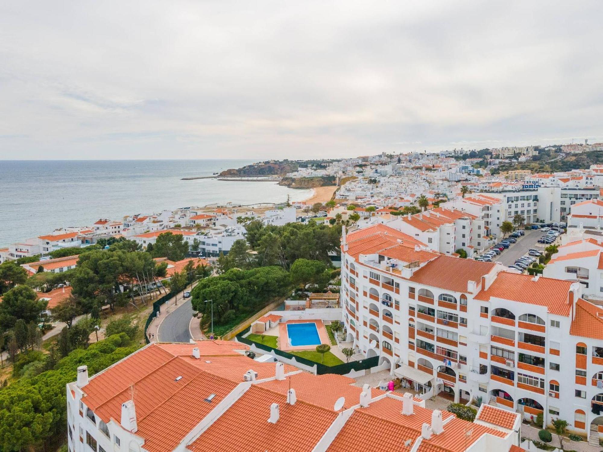Palmeiras Apartment - 19A By Hellovacations Albufeira Exteriör bild