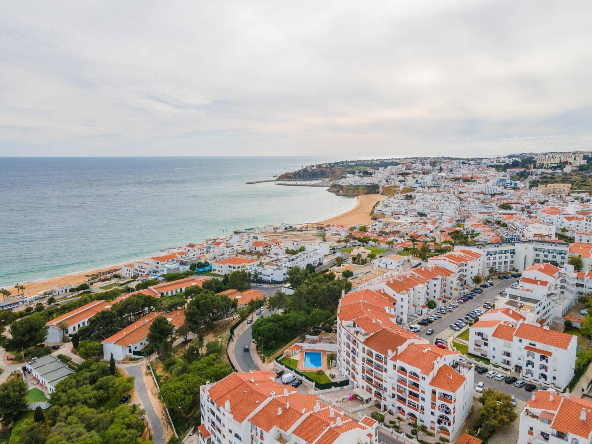 Palmeiras Apartment - 19A By Hellovacations Albufeira Exteriör bild